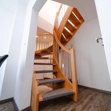 Апартаменты Aurora Schaar 1, 120qm, Wifi, Maisonette, Modern,2 Schlafzimmer, 1 Wohnzimmer
