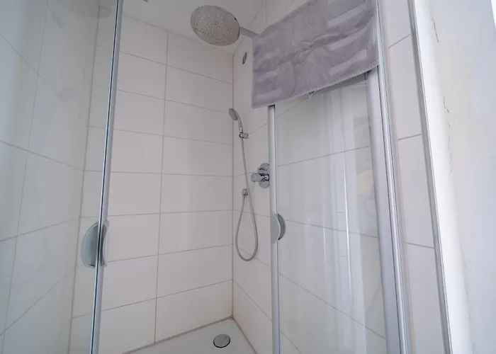 Aurora Schaar 1, 120qm, Wifi, Maisonette, Modern,2 Schlafzimmer, 1 Wohnzimmer