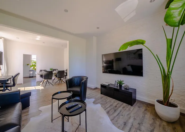 Daire Aurora Schaar 1, 120qm, Wifi, Maisonette, Modern,2 Schlafzimmer, 1 Wohnzimmer *