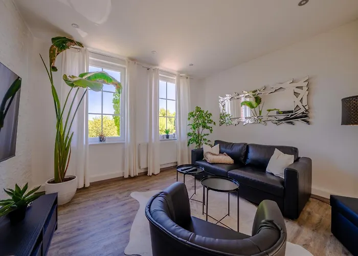 Appartement Aurora Schaar 1, 120qm, Wifi, Maisonette, Modern,2 Schlafzimmer, 1 Wohnzimmer Wilhelmshaven